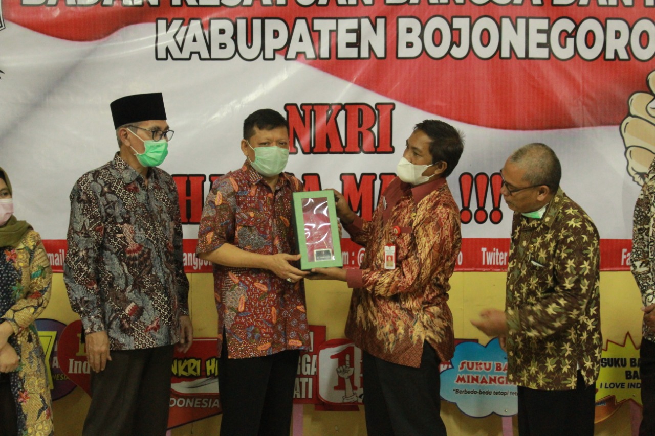 KUNJUNGAN KOMISI A DPRD JATIM DALAM RANGKA PENYUSUNAN RAPERDA ORMAS