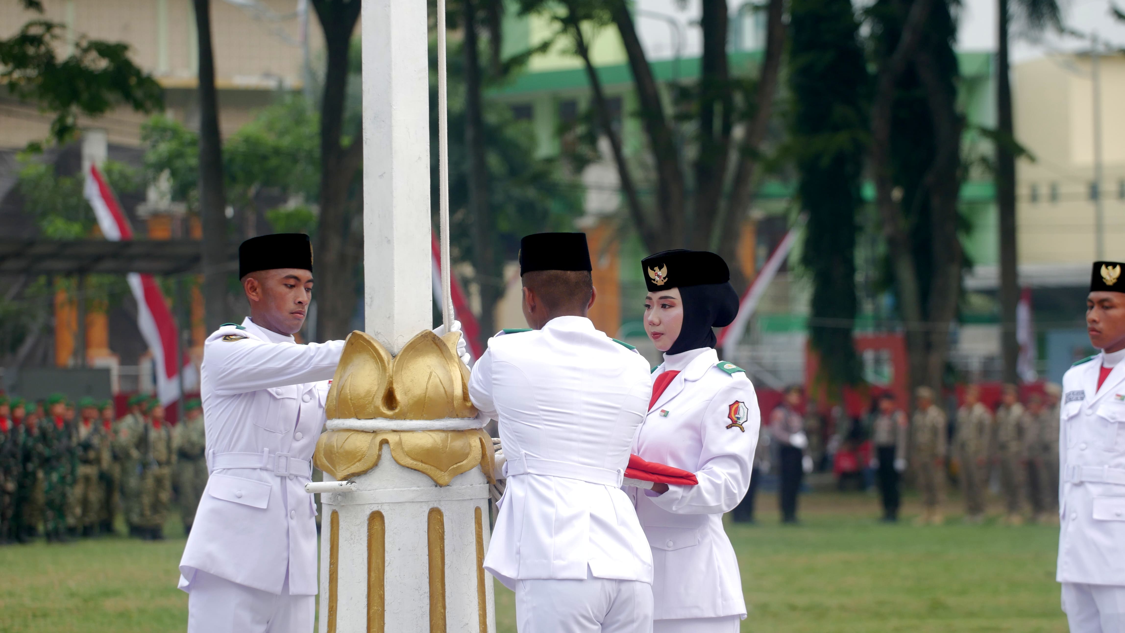 Pengibaran dan Penurunan Bendera HUT RI Ke-81