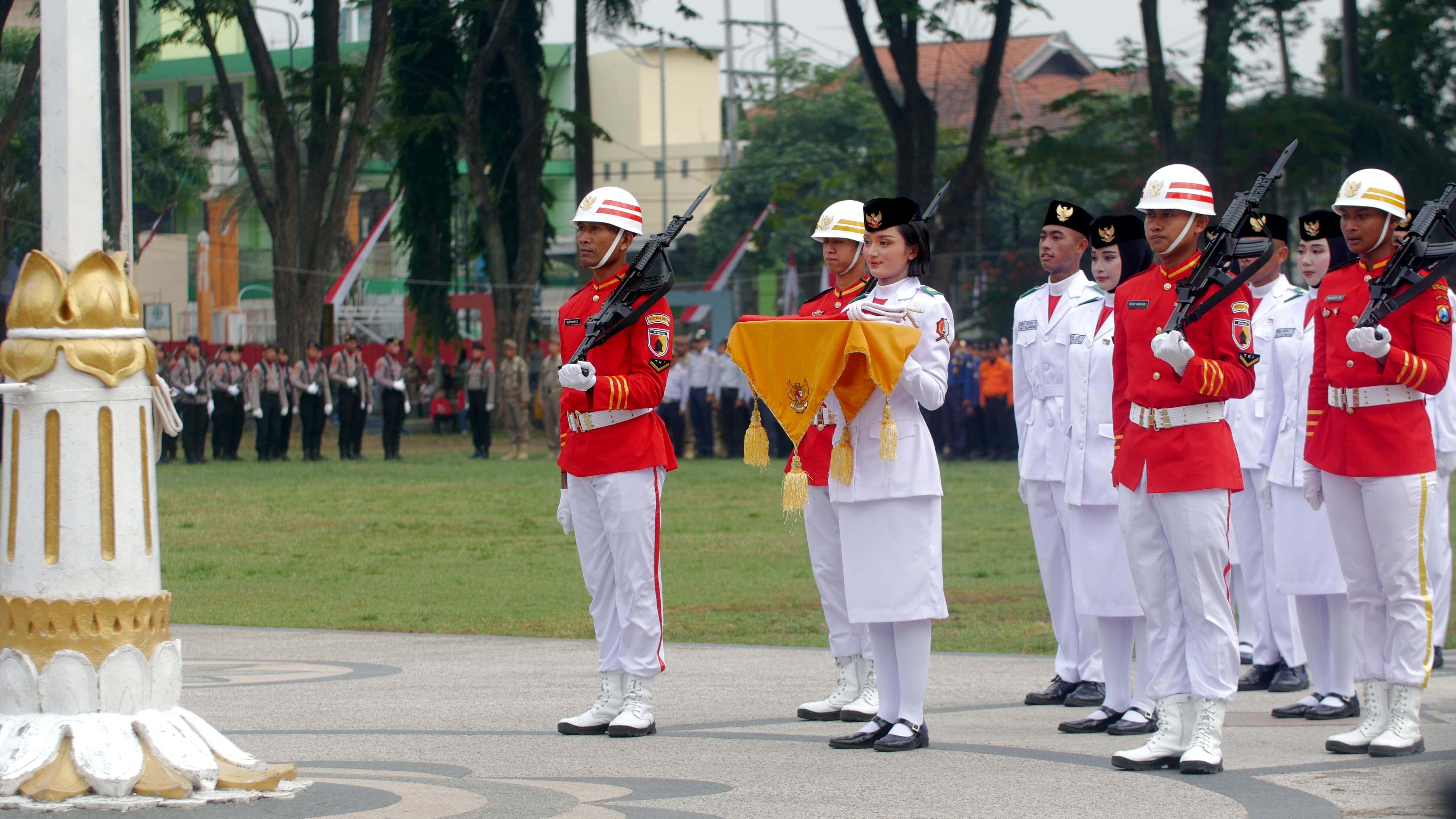 Pengibaran dan Penurunan Bendera HUT RI Ke-81