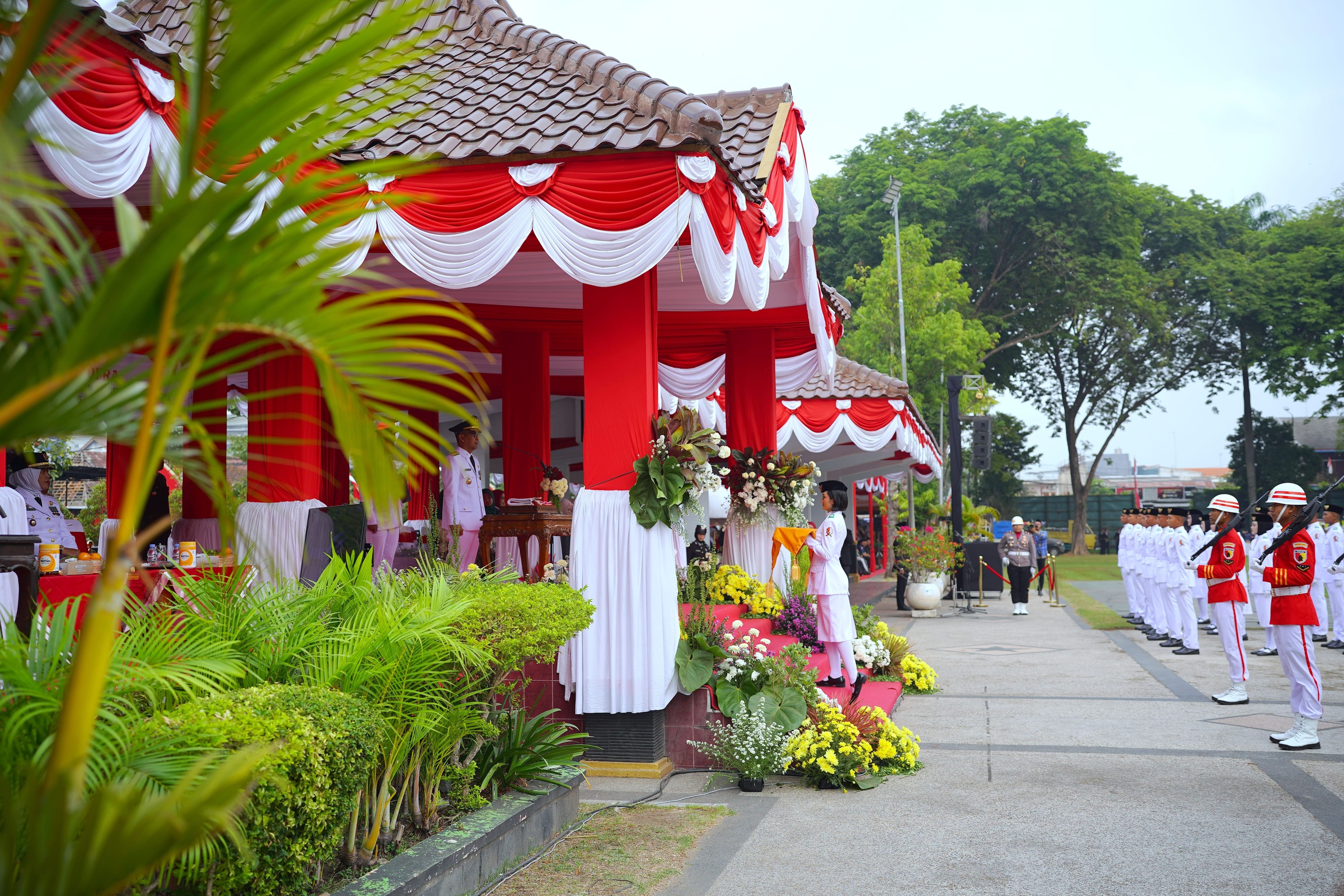 Pengibaran dan Penurunan Bendera HUT RI Ke-81